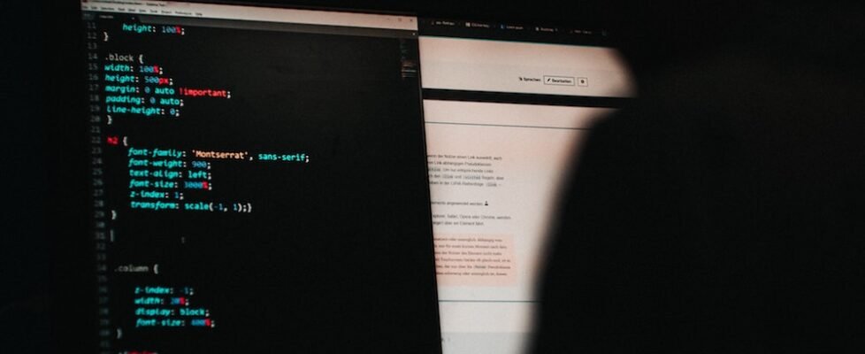 computer_code_hacker-978x400