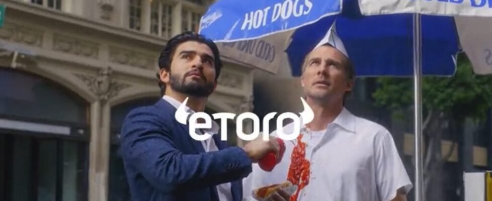 eToro-Superbowl-ad-1024x730-978x400