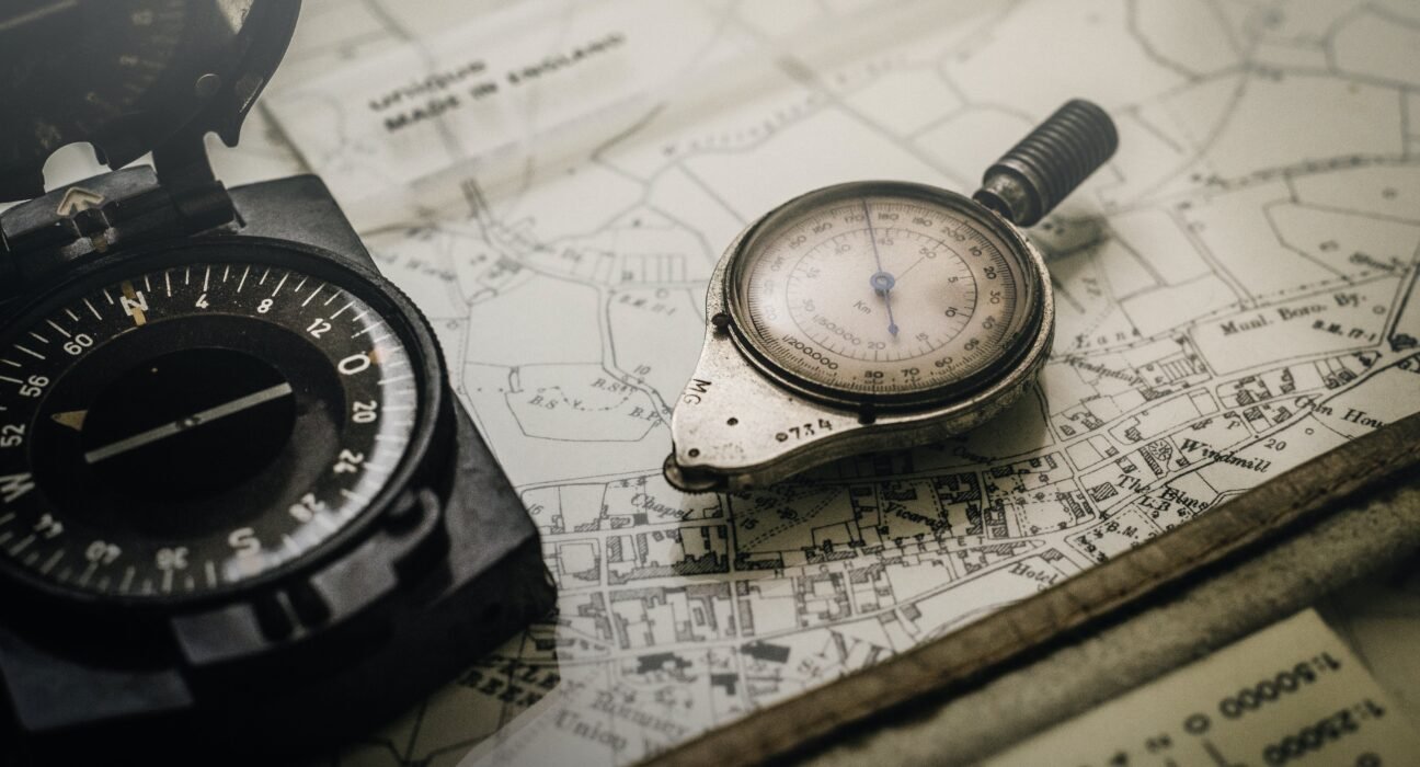 pexels-alex-andrews-1203808