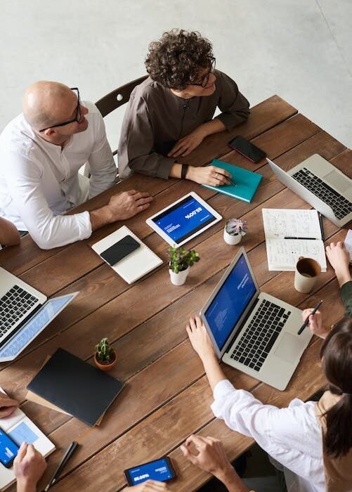 pexels-photo-3182834