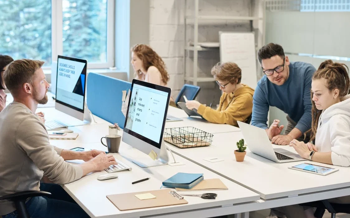 pexels-photo-3184357