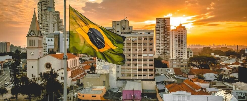 brazil_flag-1024x768-978x400