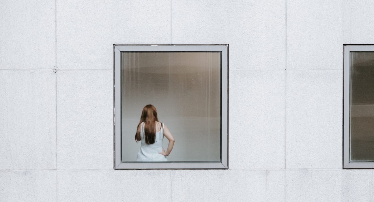 claudio-schwarz-wV8FRmr3A9Y-unsplash