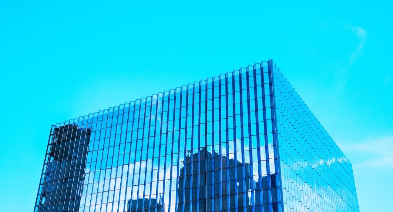 joshua-coleman-RoZJnoi32Tg-unsplash