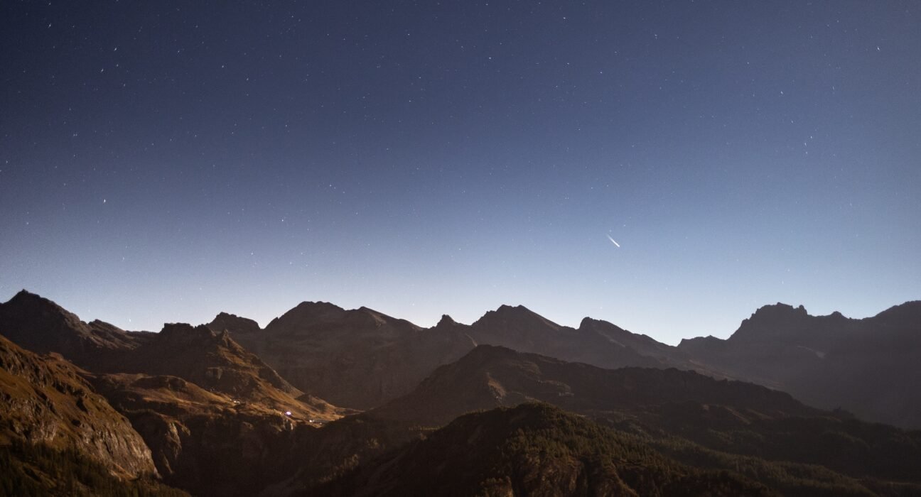 marek-piwnicki-AJGYu20k7kA-unsplash