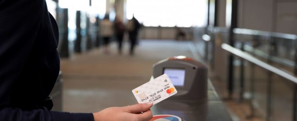 mastercard-sydney-ferries-720x480-1-978x400 (3)