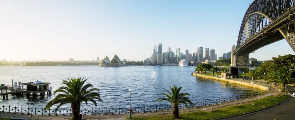 australia_sydney-1024x683-978x400