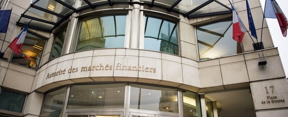 france-amf-office-front-978x400