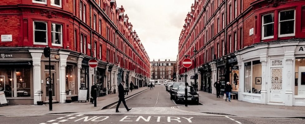 london_street-978x400 (1)