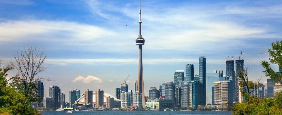 toronto-canada-forex-978x400 (1)