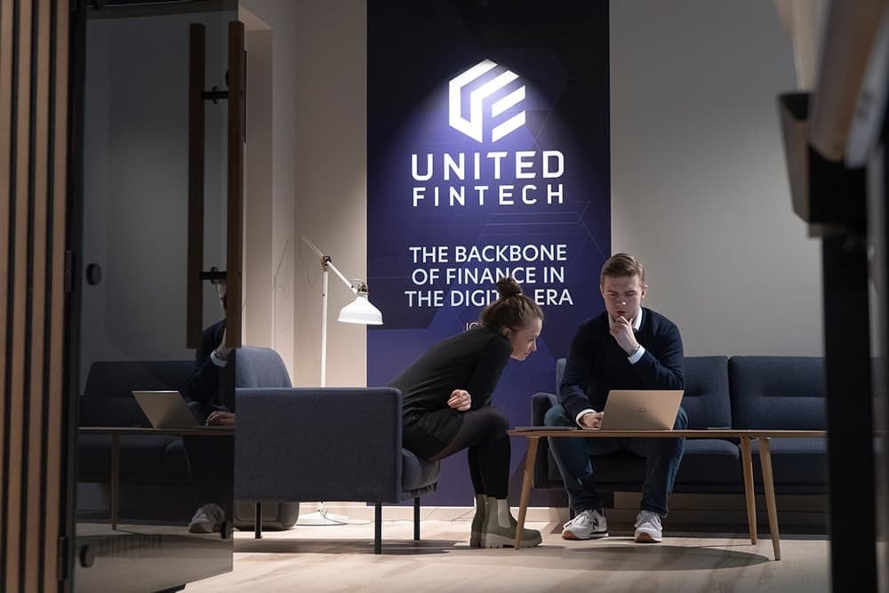 United-Fintech-Office-setting