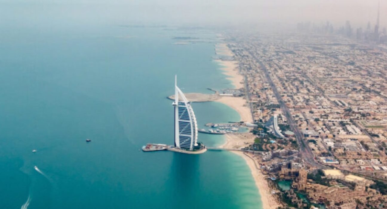 dubai-1024x682-978x400 (2)