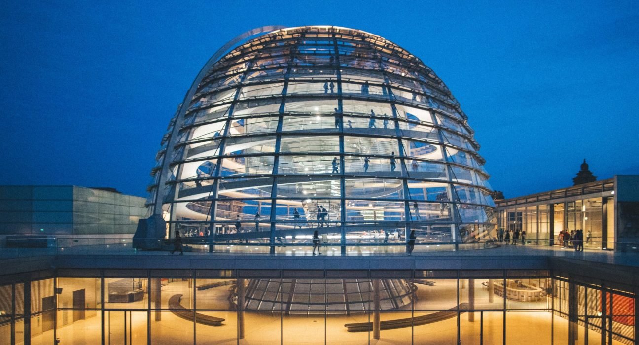 maxime-lebrun-sqb4HU_IRg4-unsplash