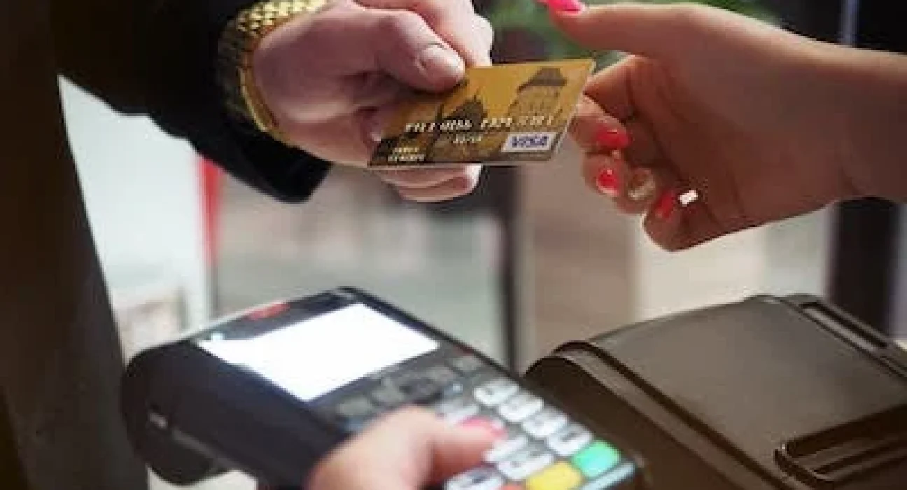 pexels-photo-2988232