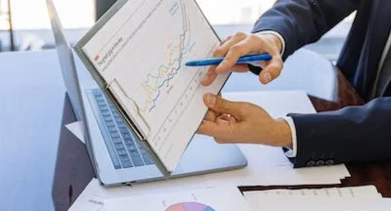 pexels-photo-5816299