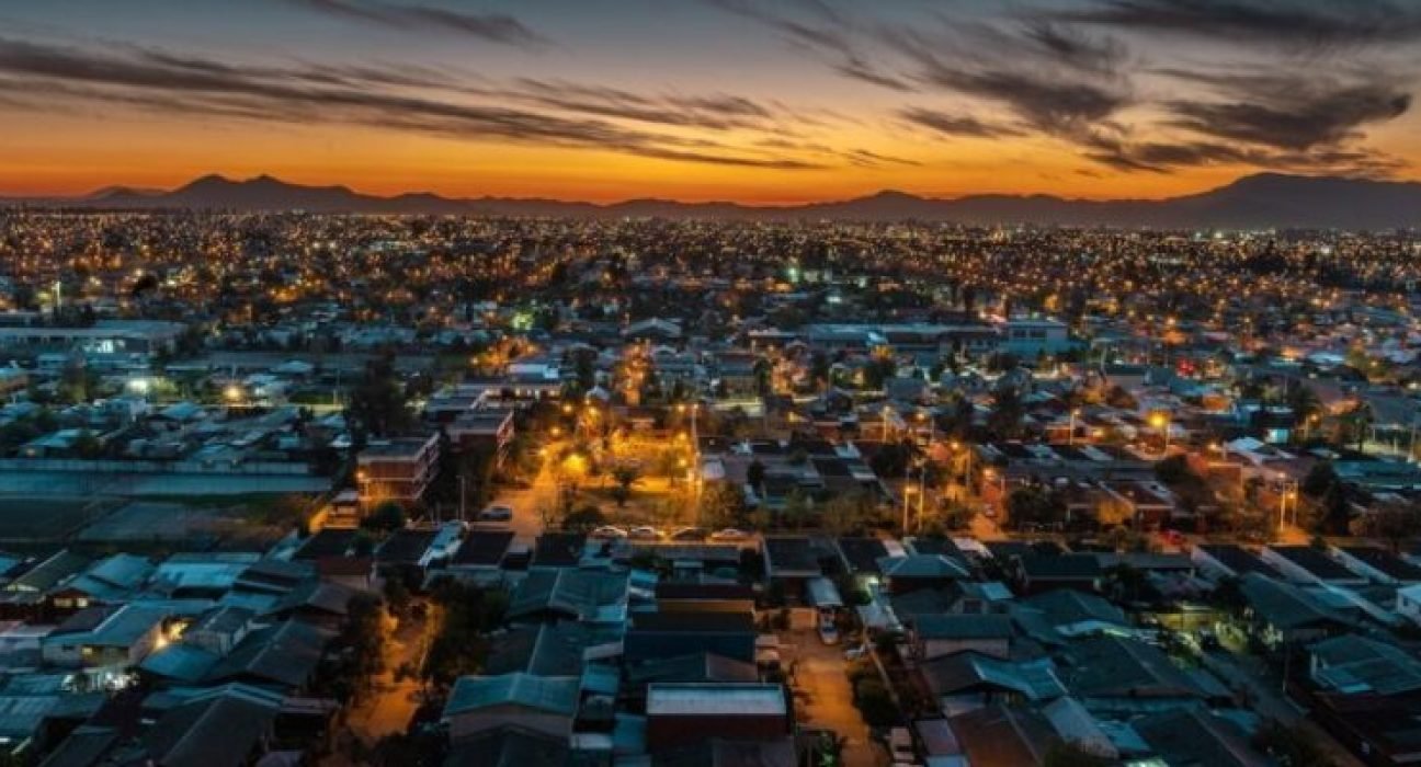 santiago_chile-1024x683-978x400