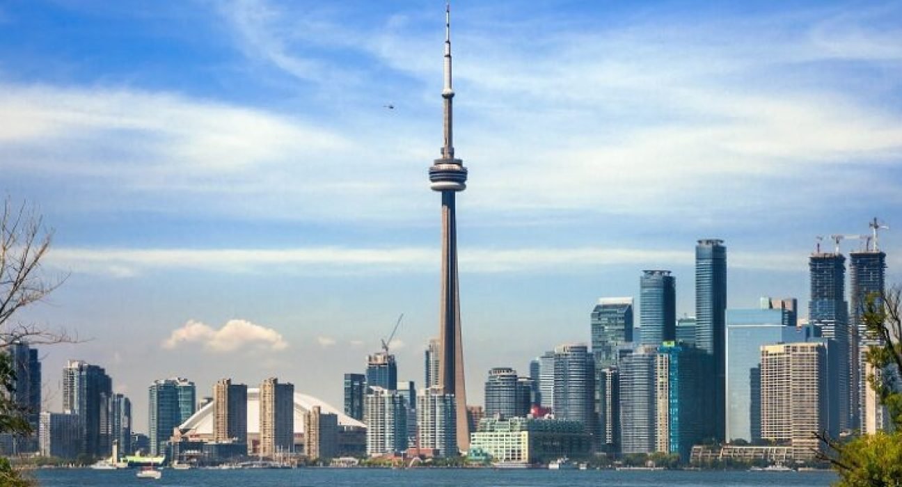 toronto-canada-forex-978x400